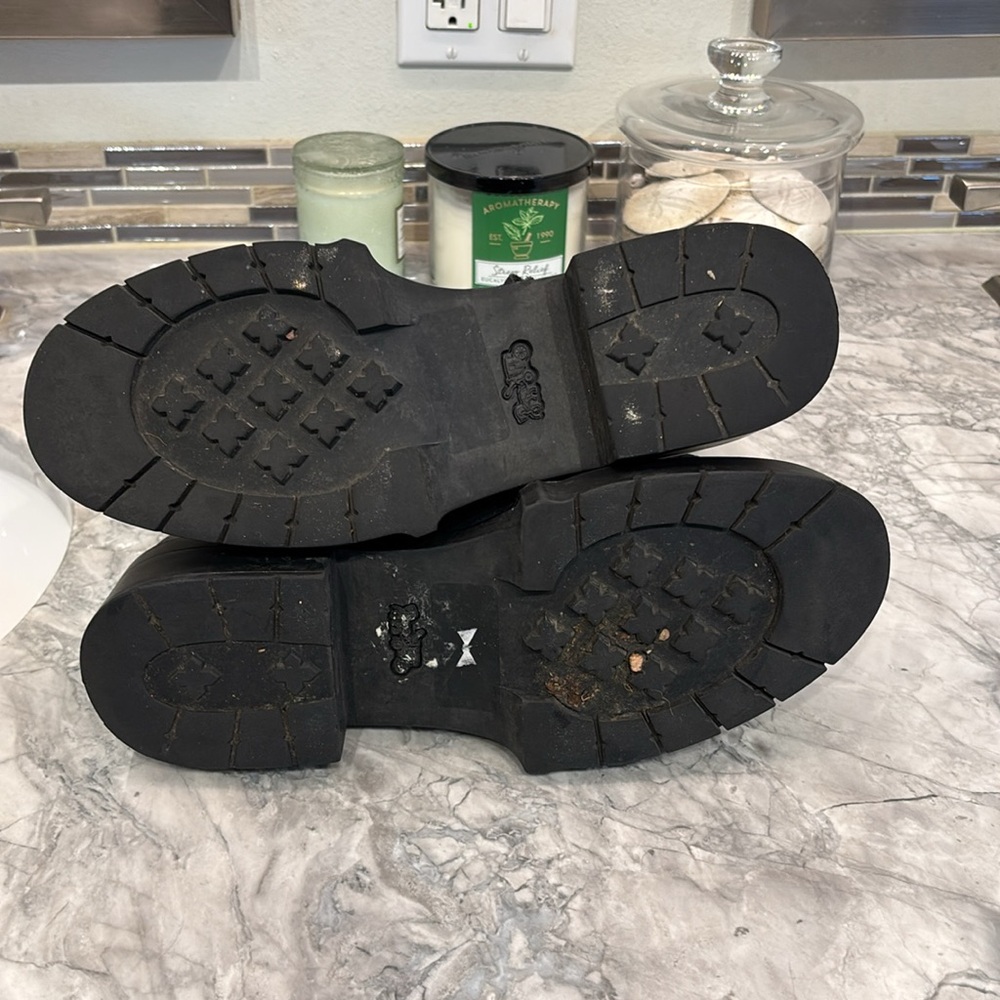 Coach Lacey Lugsole Boot - Picture 4 of 7